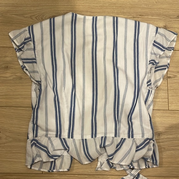 A&F Blouse - Picture 3 of 3